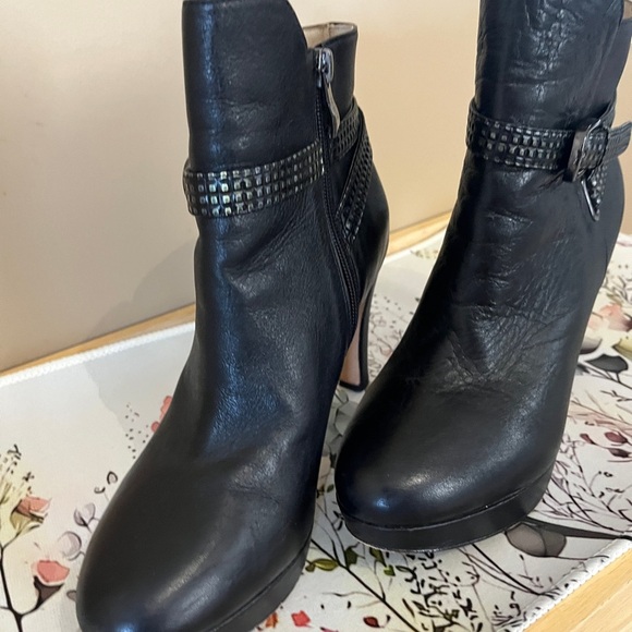 Ron White Vero Cupid Black Leather Ankle Boots with Studded Strap - Picture 2 of 12